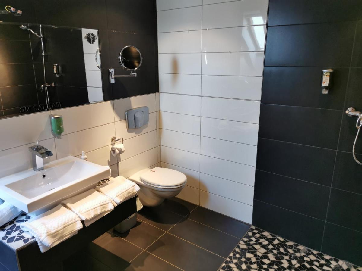 Hotel Brunnenhof Wilgartswiesen Exteriör bild