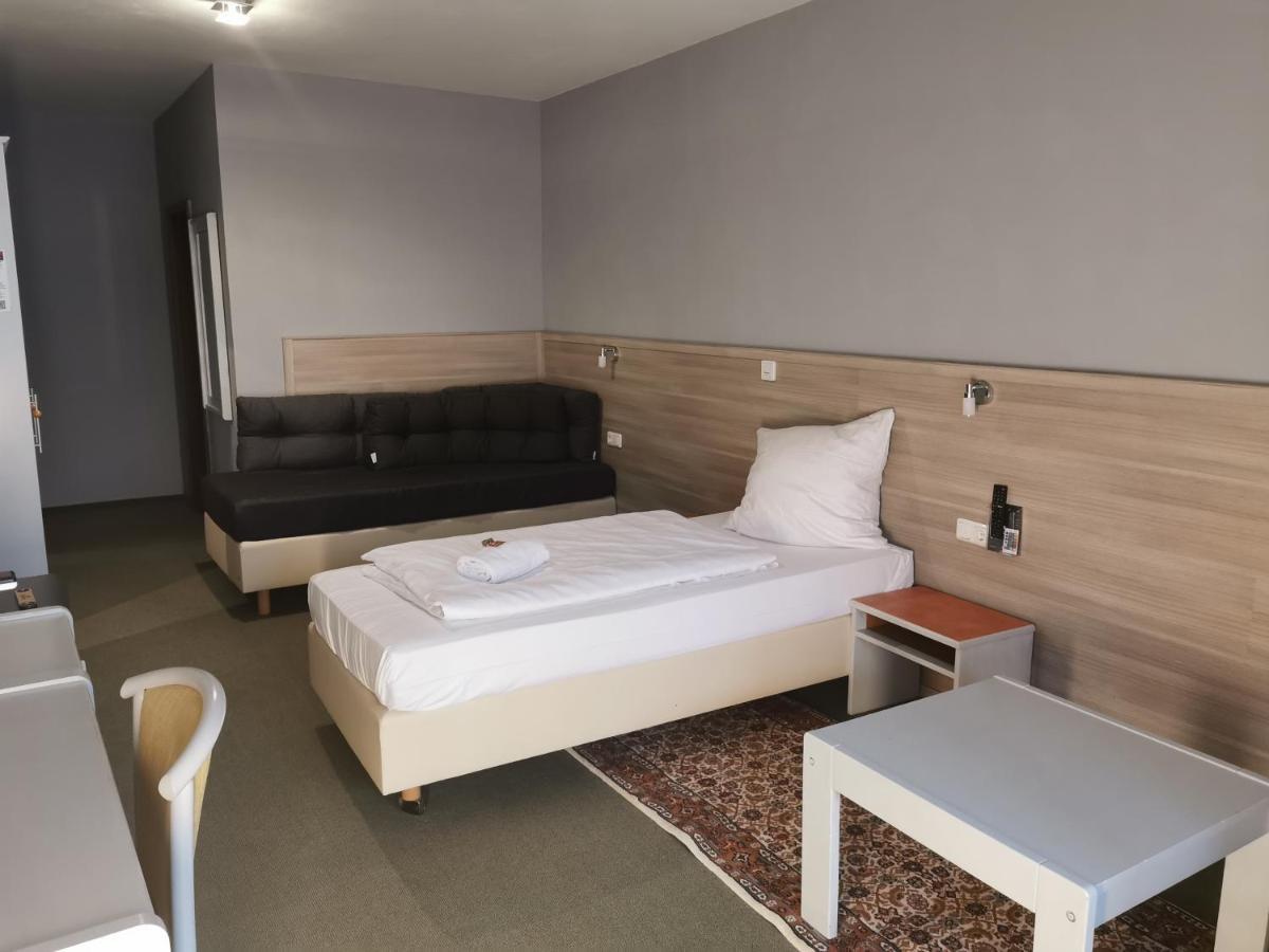 Hotel Brunnenhof Wilgartswiesen Exteriör bild