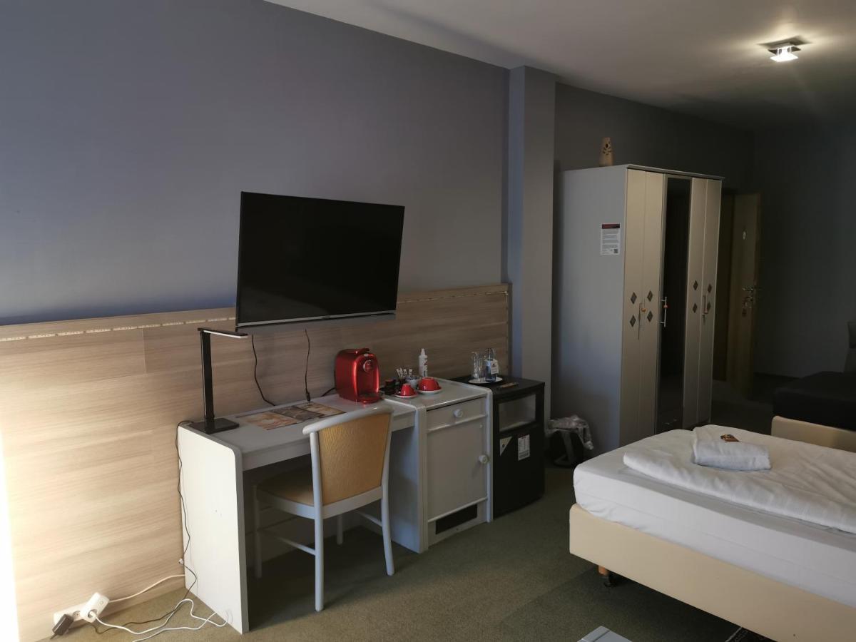 Hotel Brunnenhof Wilgartswiesen Exteriör bild