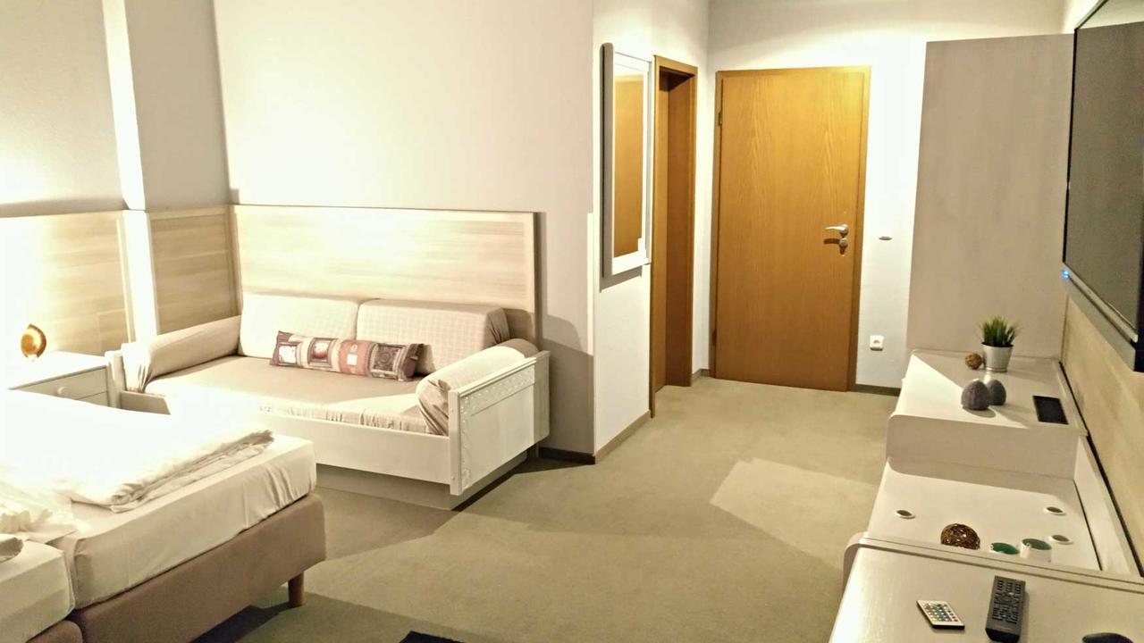 Hotel Brunnenhof Wilgartswiesen Exteriör bild