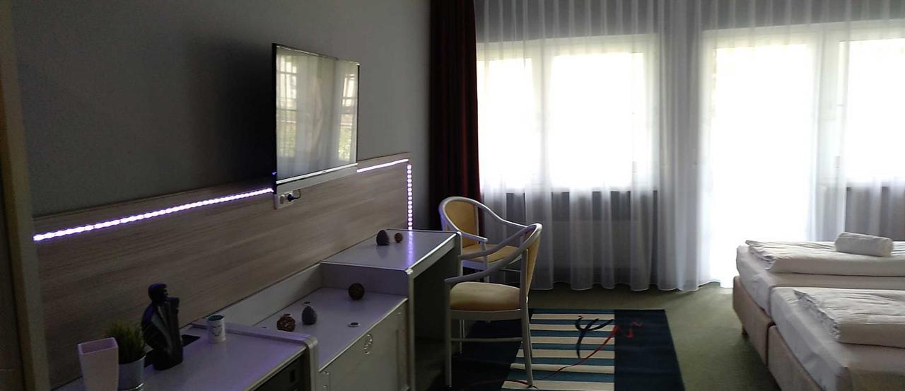 Hotel Brunnenhof Wilgartswiesen Exteriör bild